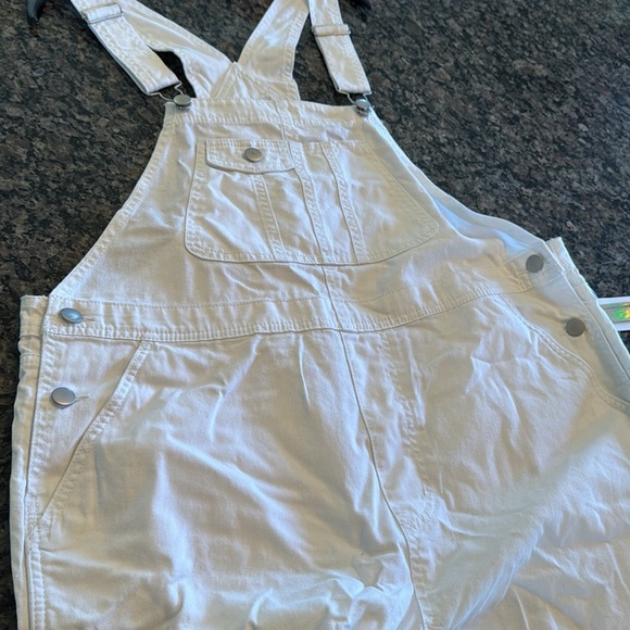 Tinseltown White Denim cotton Overalls shorts NWT L - Picture 10 of 11